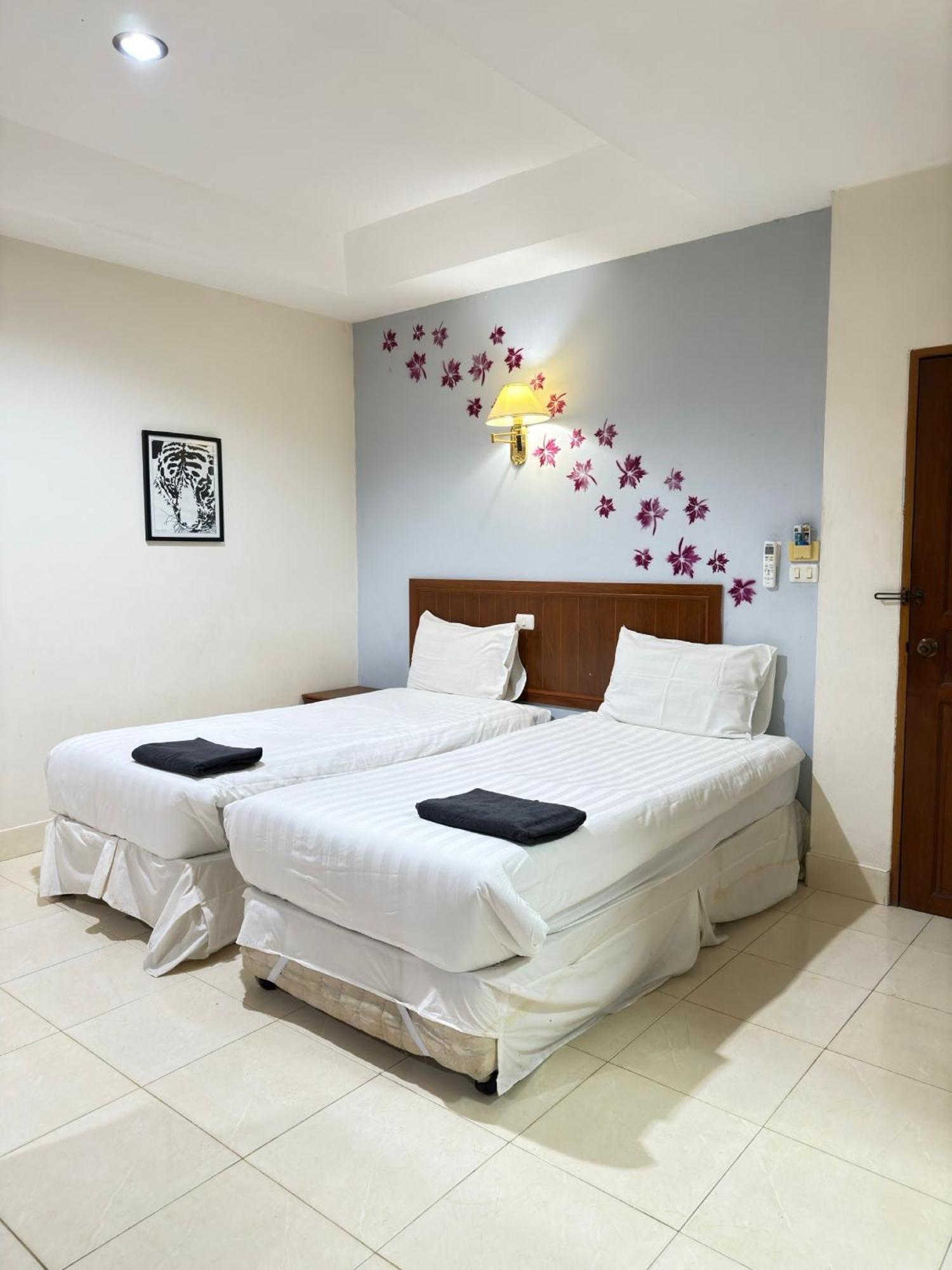 Sun&Beach Pattaya Exterior foto